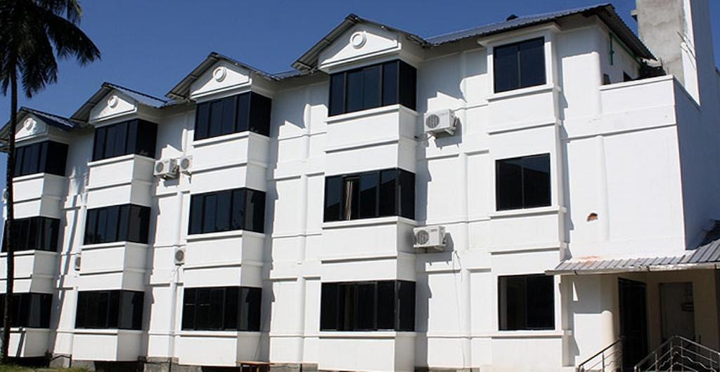 Dibrugarh Club House Hotel Exterior foto